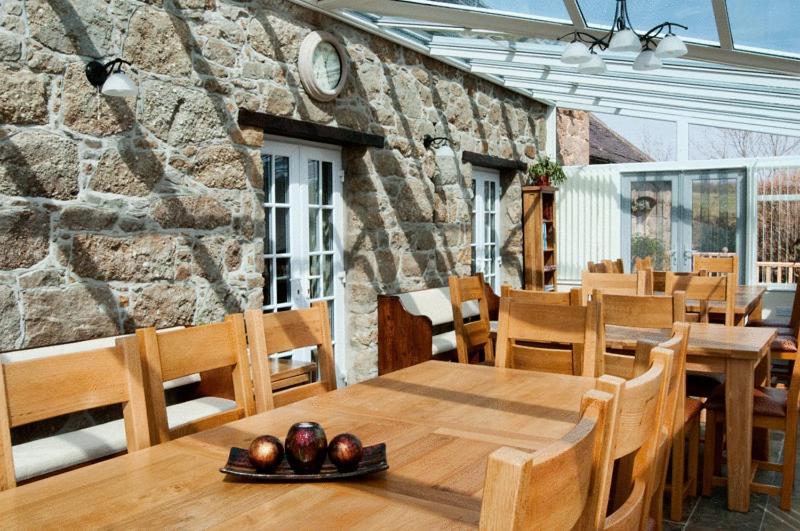 Nant Yr Odyn Country Hotel & Restaurant Ltd Ллангефни Экстерьер фото